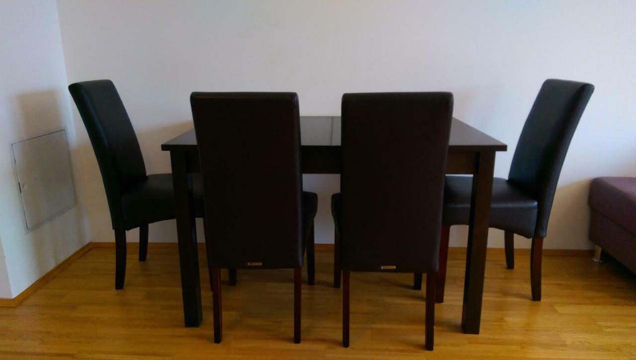 Viennes Comfortable Apartment Bagian luar foto