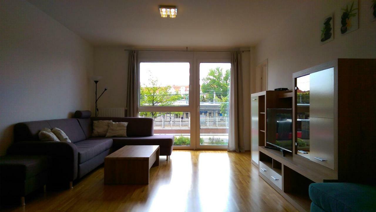 Viennes Comfortable Apartment Bagian luar foto